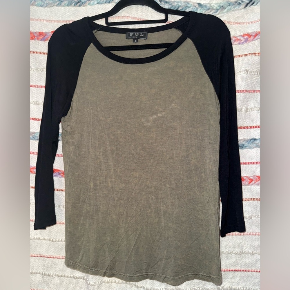 POL‎ Olive and Black Long 3/4 Sleeve Tee